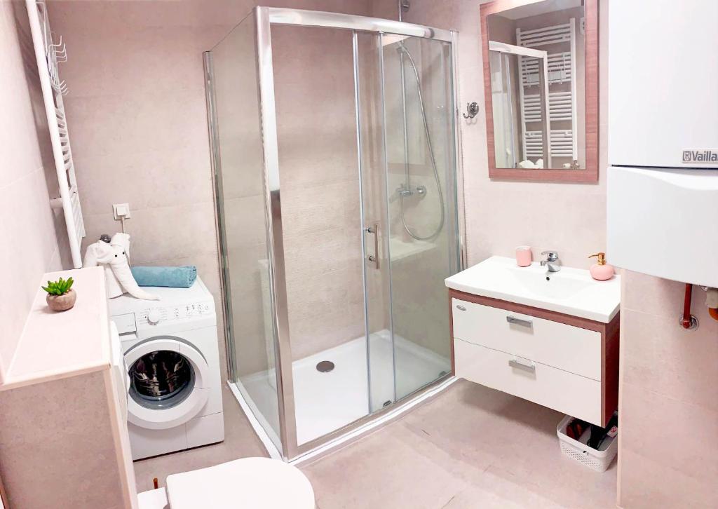 Central Bus Station Apartment - 13