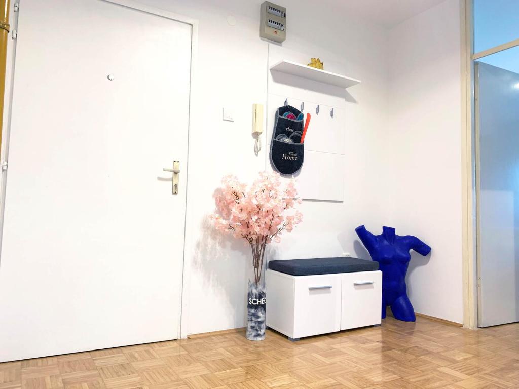 Central Bus Station Apartment - 15