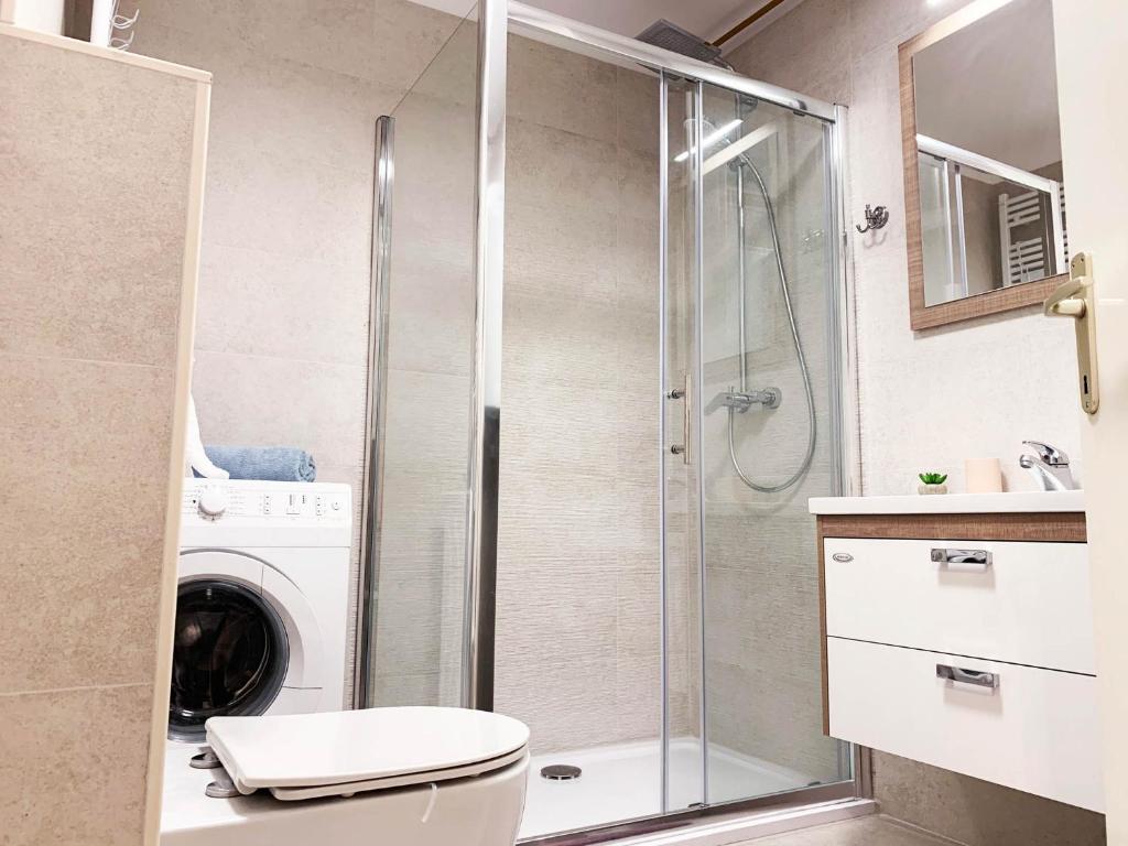 Central Bus Station Apartment - 14