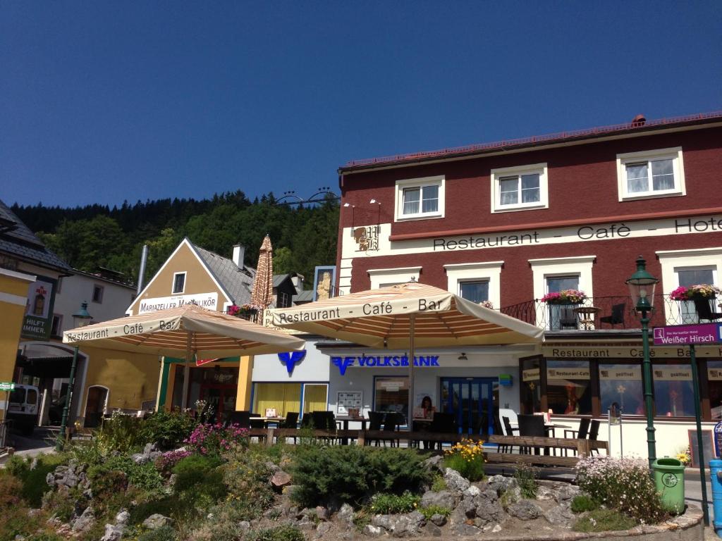 Budova, v ktorej sa hotel nachádza