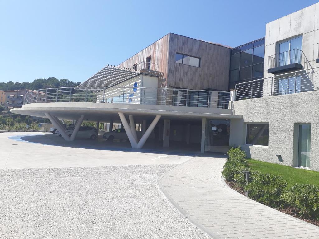 Budova, kde se penzion – hostinec nachází