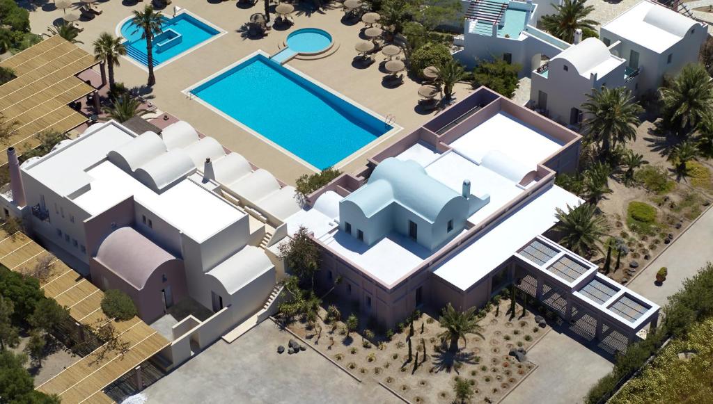 9 Muses Santorini Resort 