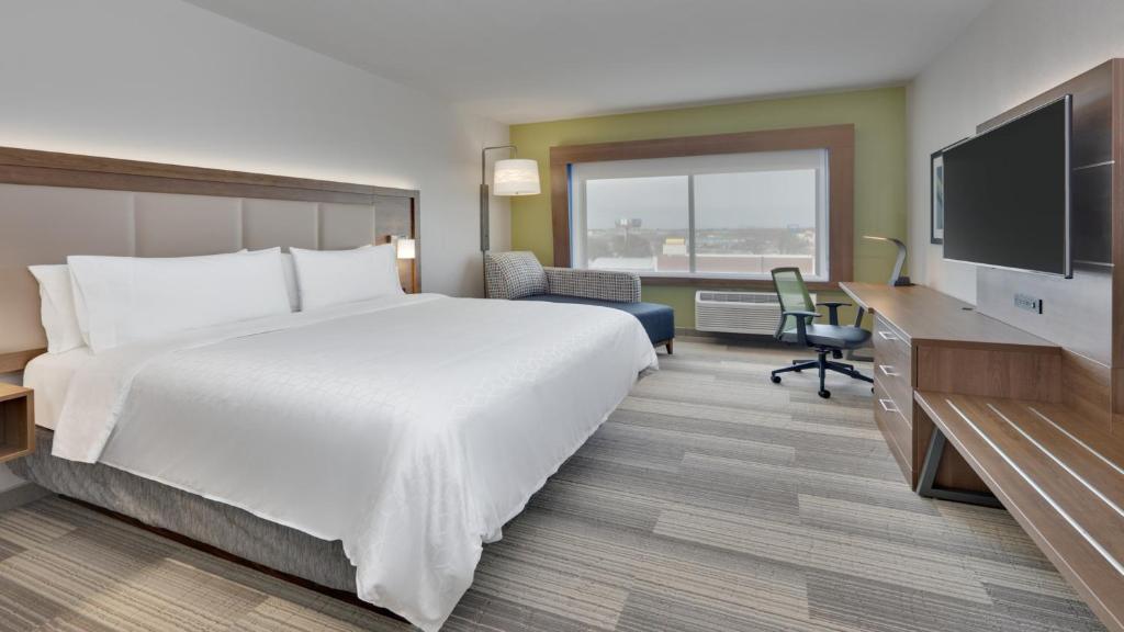 Holiday Inn Express & Suites Fort Worth North - Northlake by IHG photo