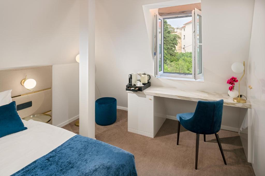 Flos Luxury Rooms - 1