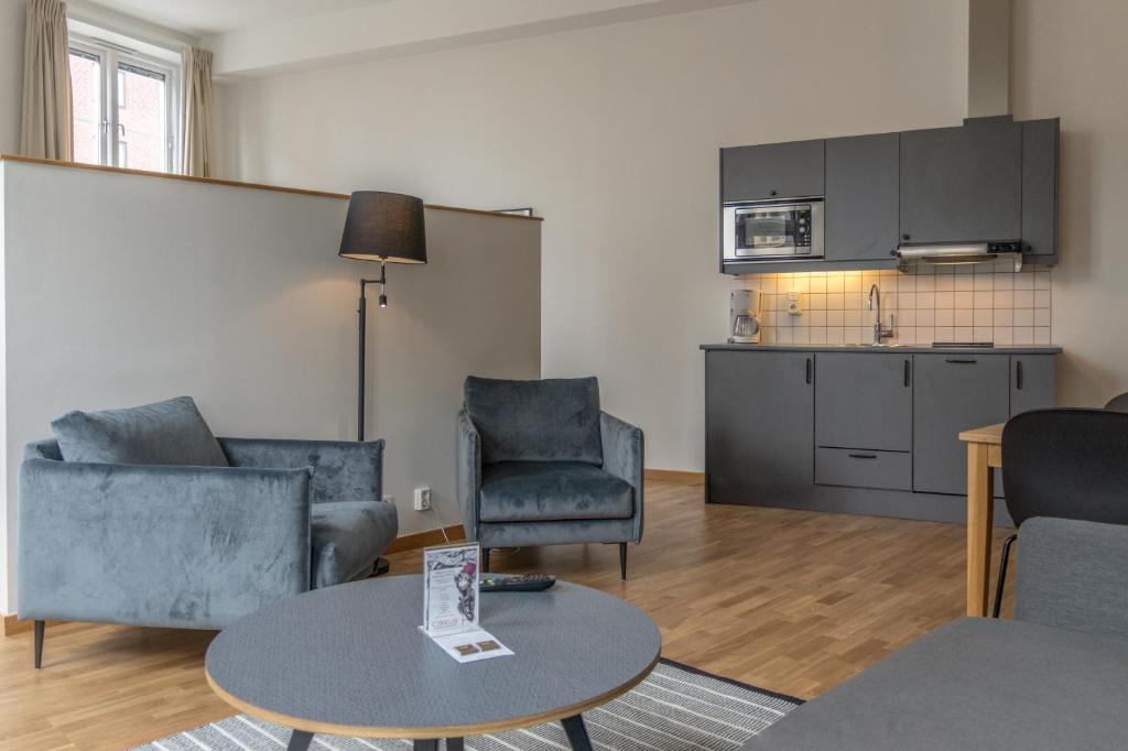 Cuisine ou kitchenette dans l'établissement The More Hotel Mazetti