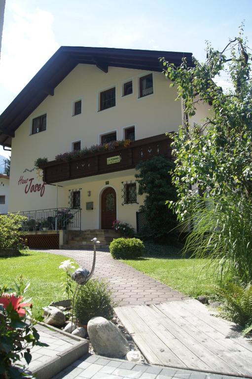 Budova, v ktorej sa ubytovanie bed & breakfast nachádza