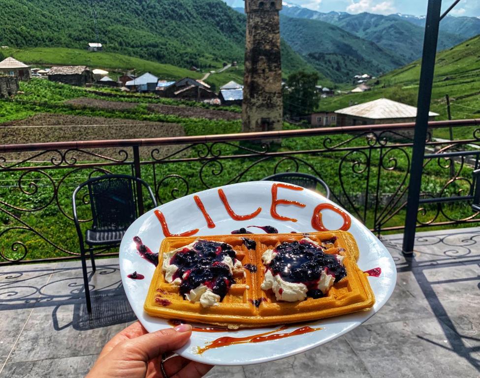 Nespecifikovaný výhled na hory nebo výhled na hory při pohledu z hotelu
