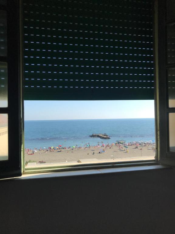 Nespecifikovaný výhled na moře nebo výhled na moře při pohledu z hostelu