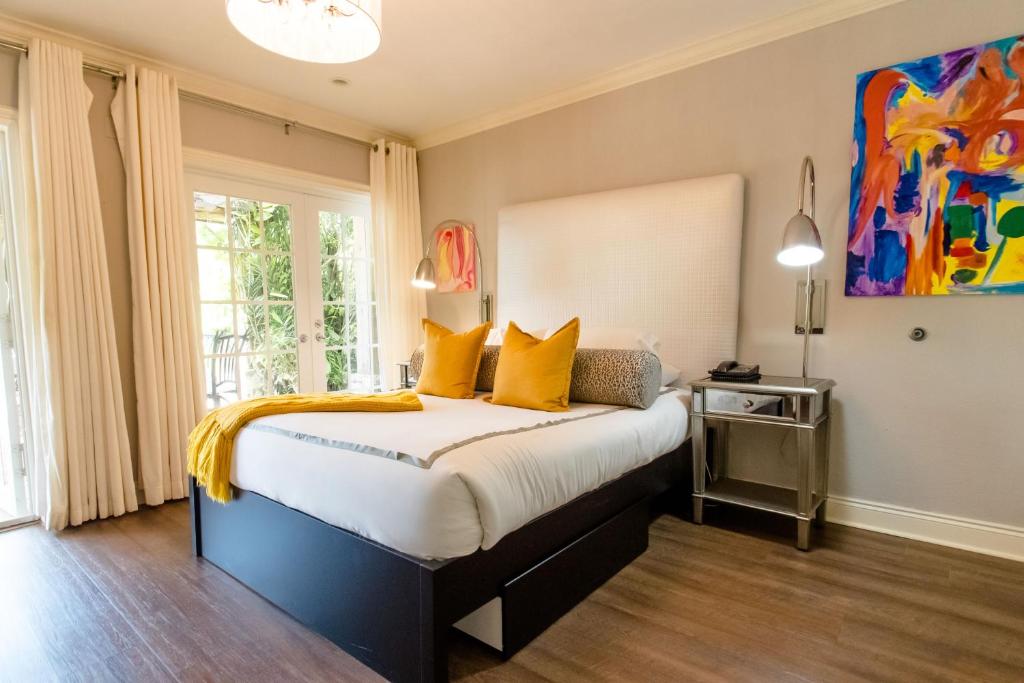 Postel nebo postele na pokoji v ubytování Hotel Escalante