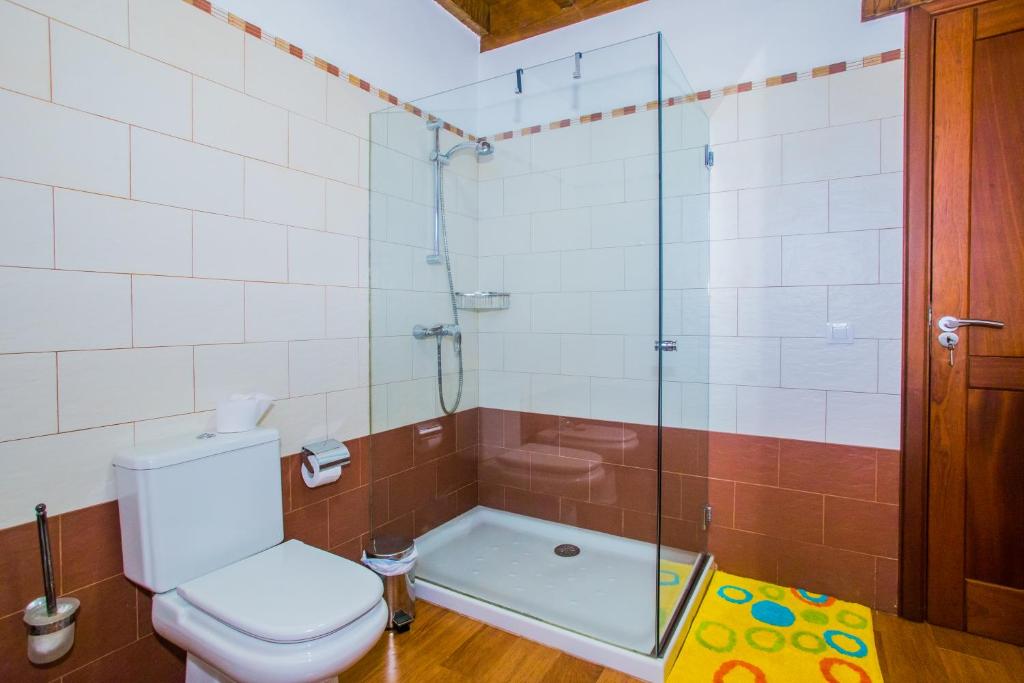 Kúpeľňa v ubytovaní A2 Casas Y Villas juani y juan lanzarote (tomaren) Free WiFi