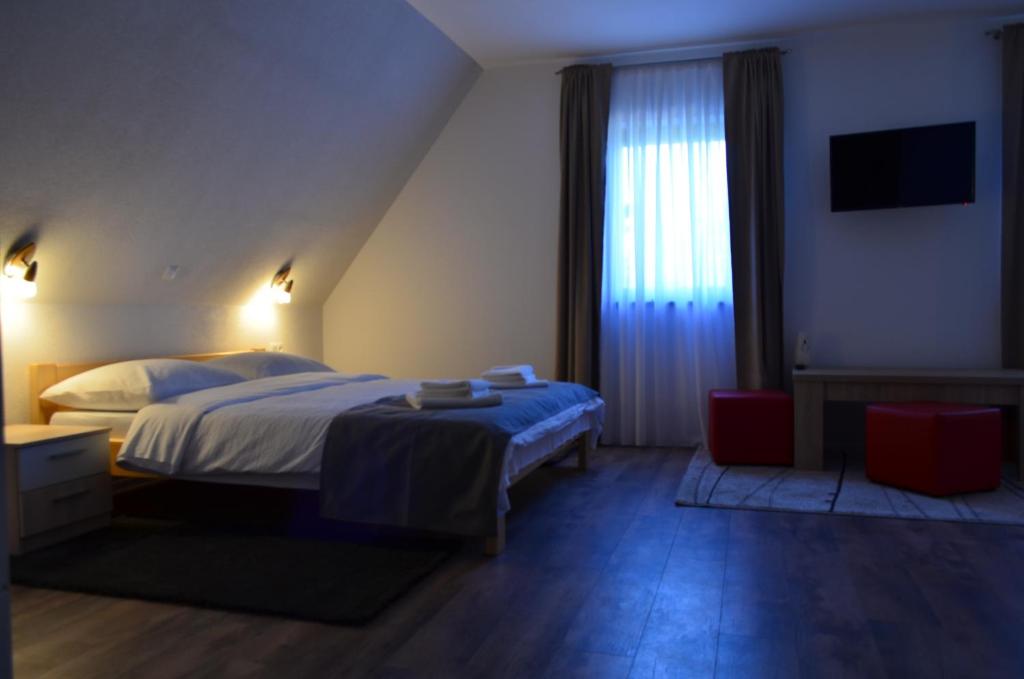 Natura Plitvice Lakes - 7