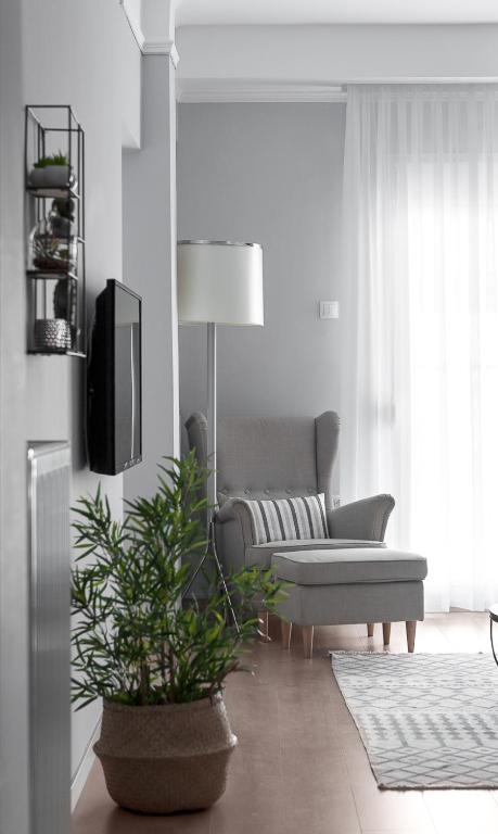 Televízia a/alebo spoločenská miestnosť v ubytovaní Maison Penthouse by Luxlikehome
