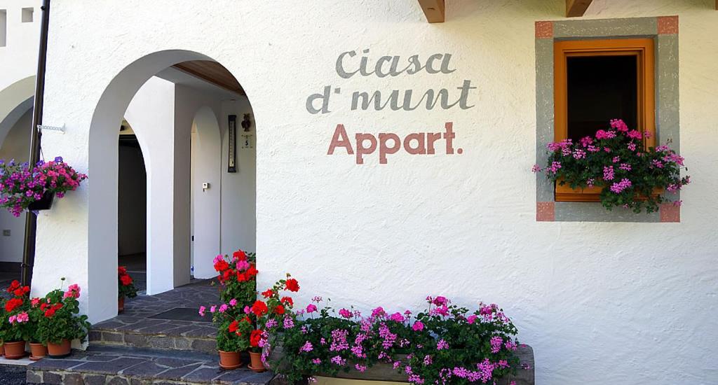 Ciasa de Munt - Two-Bedroom Apartment
