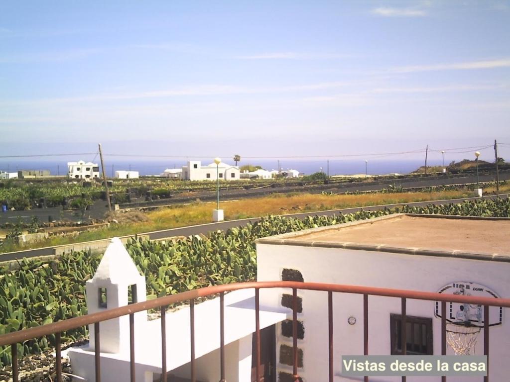 A balcony or terrace at Casa GABO Mala-Lanzarote Norte