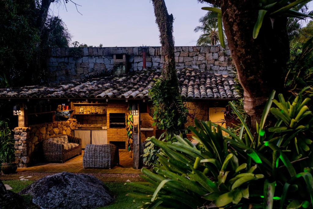  Ilhabela Homestay