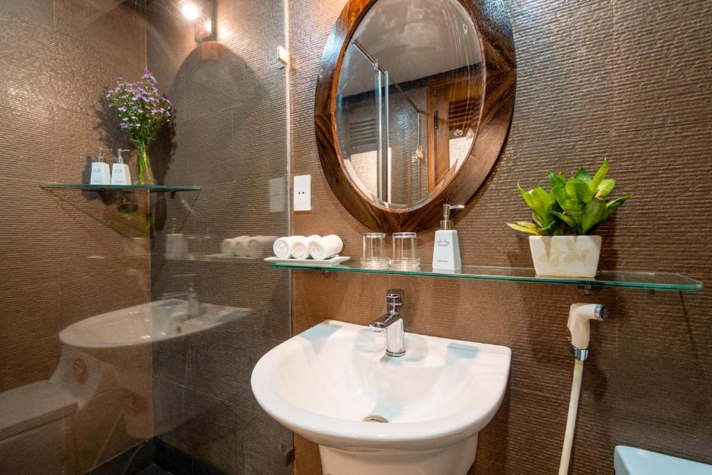 Bany a Calm House Hotel Hoi An 1