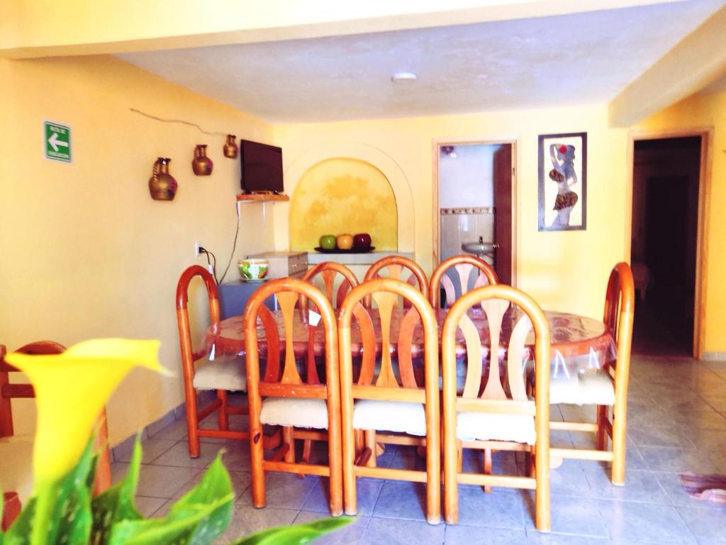 Area soggiorno di El paraíso de Zacatlán DEPARTAMENTO con JARDÍN, 11 pax