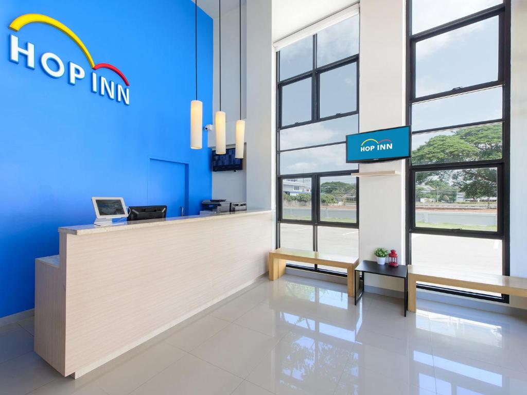 Vstupní hala nebo recepce v ubytování HOP INN Chiang Rai Clock Tower