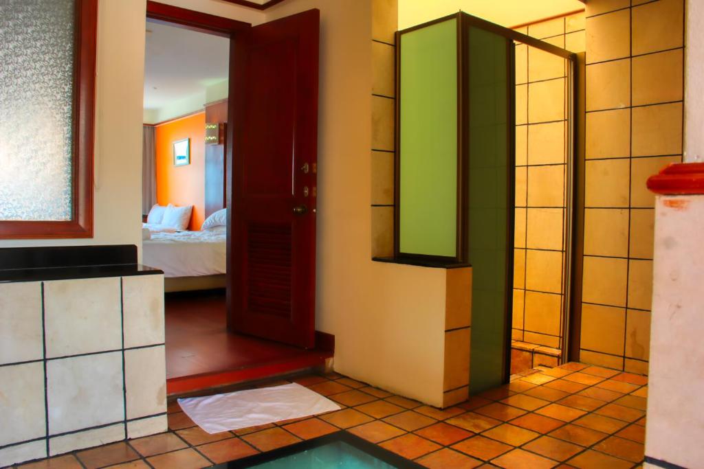 Koupelna v ubytování AlexaPD Private Water Chalets