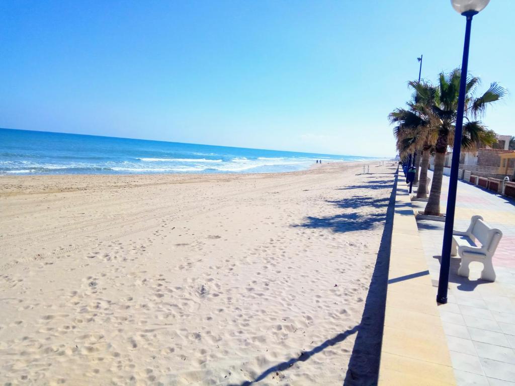 APARTAMENTO JUNTO A PLAYA CON PISCINA, Miramar – Bijgewerkte ...