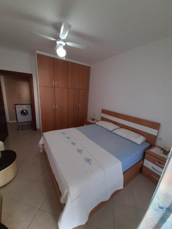 Meni's family apartament - Image 6