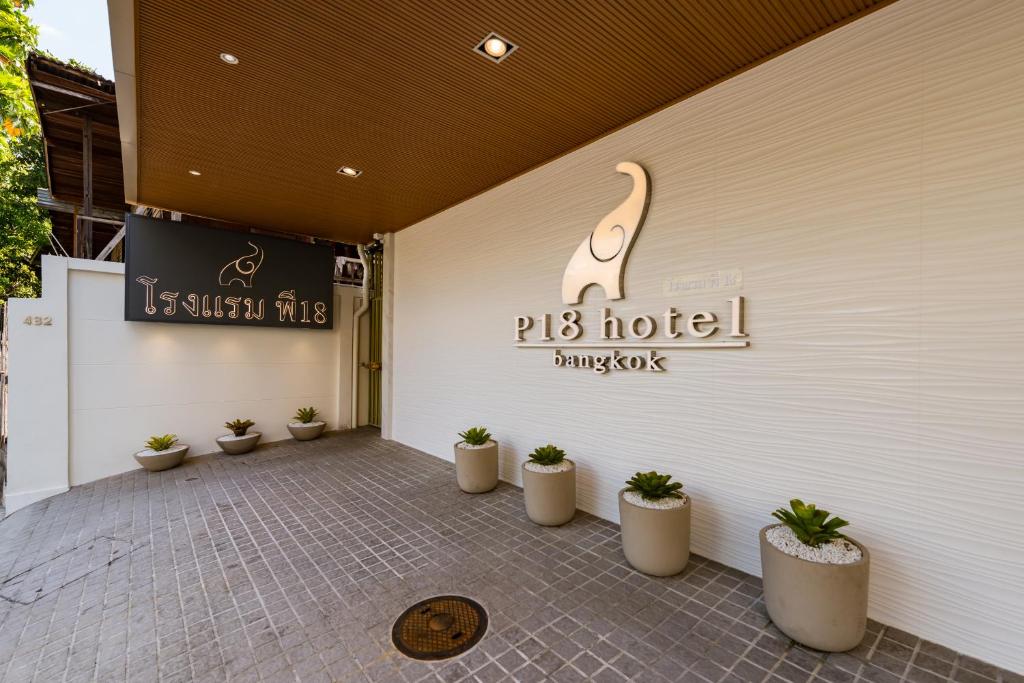 P18 Hotel Bangkok, Bangkok – Updated 2024 Prices