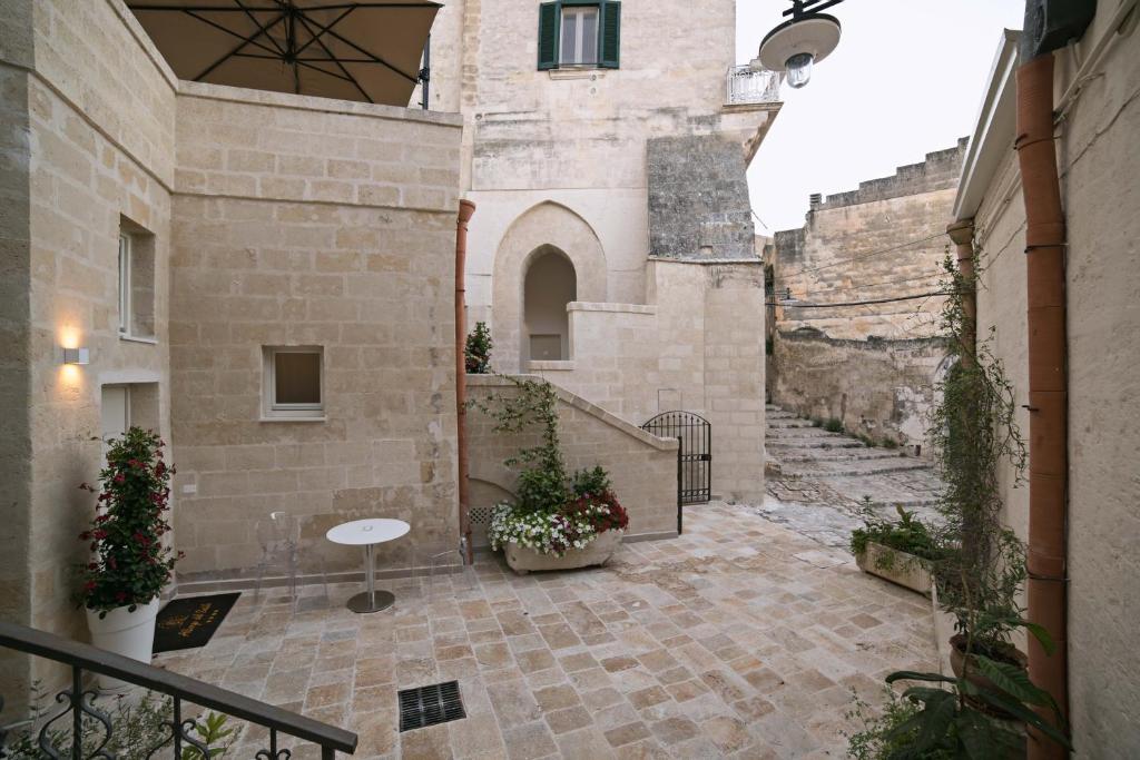 Nespecifikovaný výhled na hory nebo výhled na hory při pohledu z hotelu