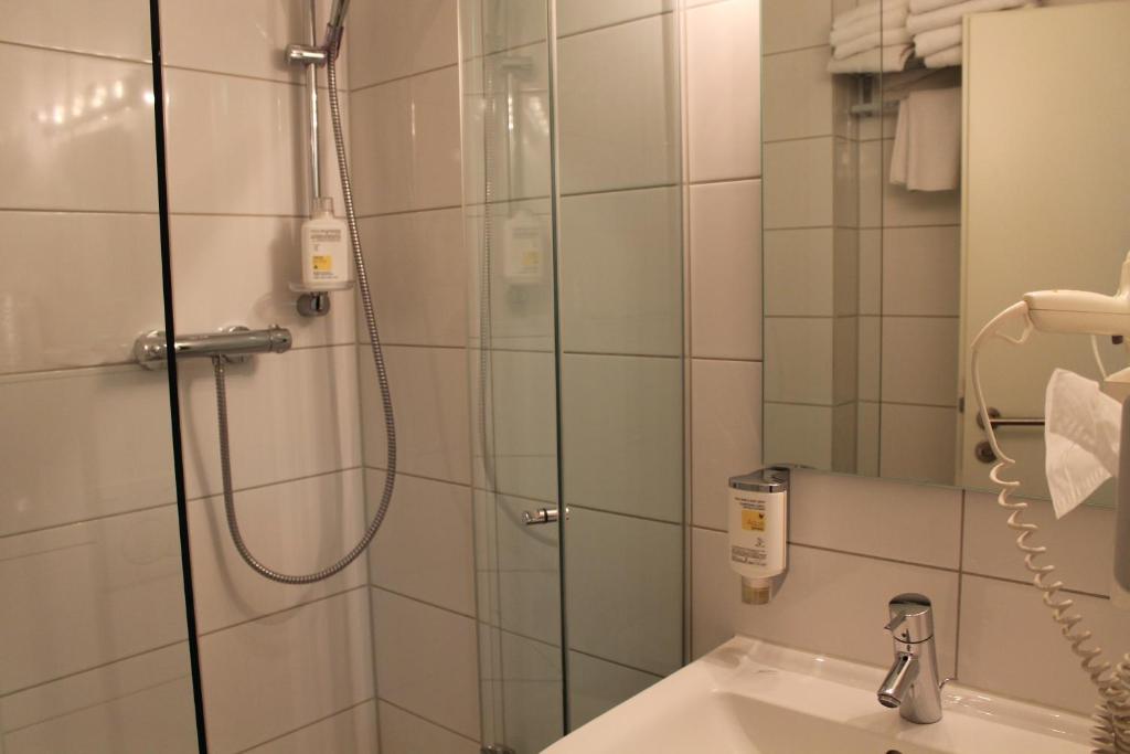 Hotel am Viktualienmarkt - Resim 27