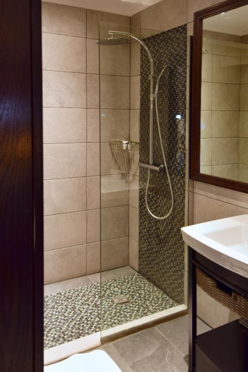 Best Western Plus Fursan - Suite Ejecutiva Queen - No Fumar