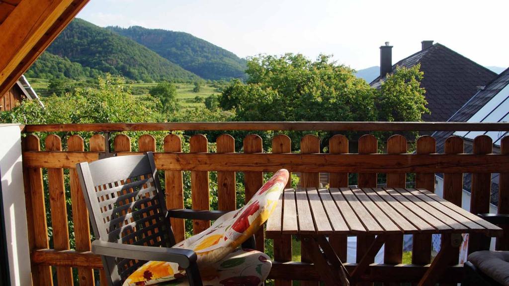 Nespecifikovaný výhled na hory nebo výhled na hory při pohledu z bed and breakfast
