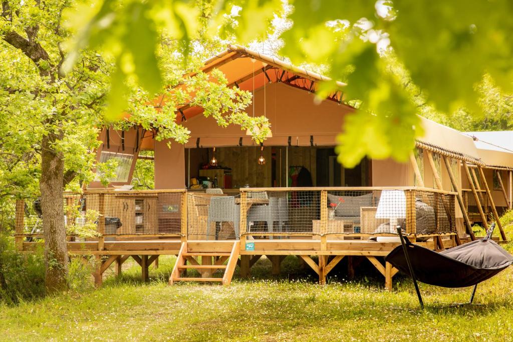 Vườn quanh Lodge Holidays - Glamping San Marino
