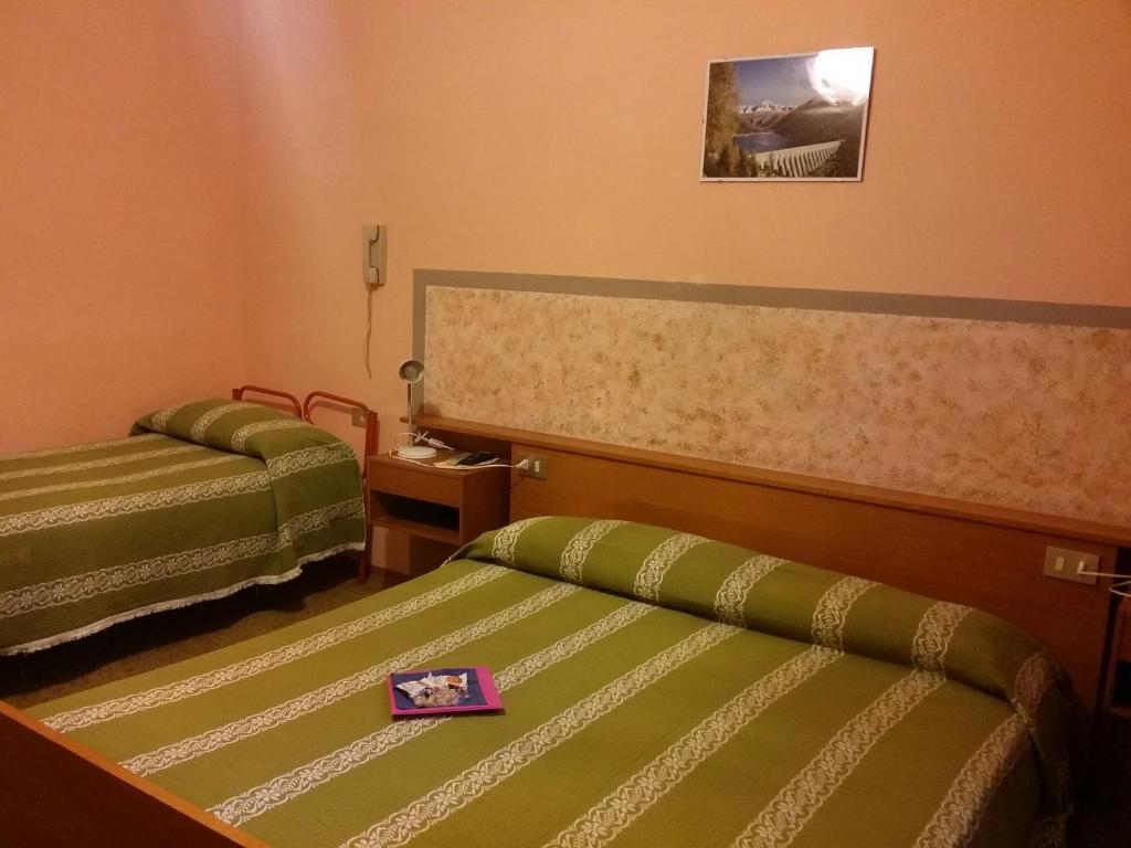 Albergo la Valle - Chambre Triple Avec Balcon