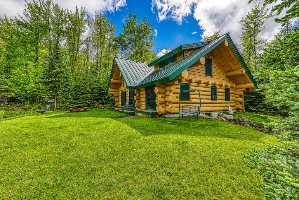 Aed väljaspool majutusasutust Eaglet Log Home