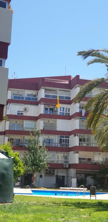 Bazén v ubytování Neptuno Torrecilla Beach nebo v jeho okolí