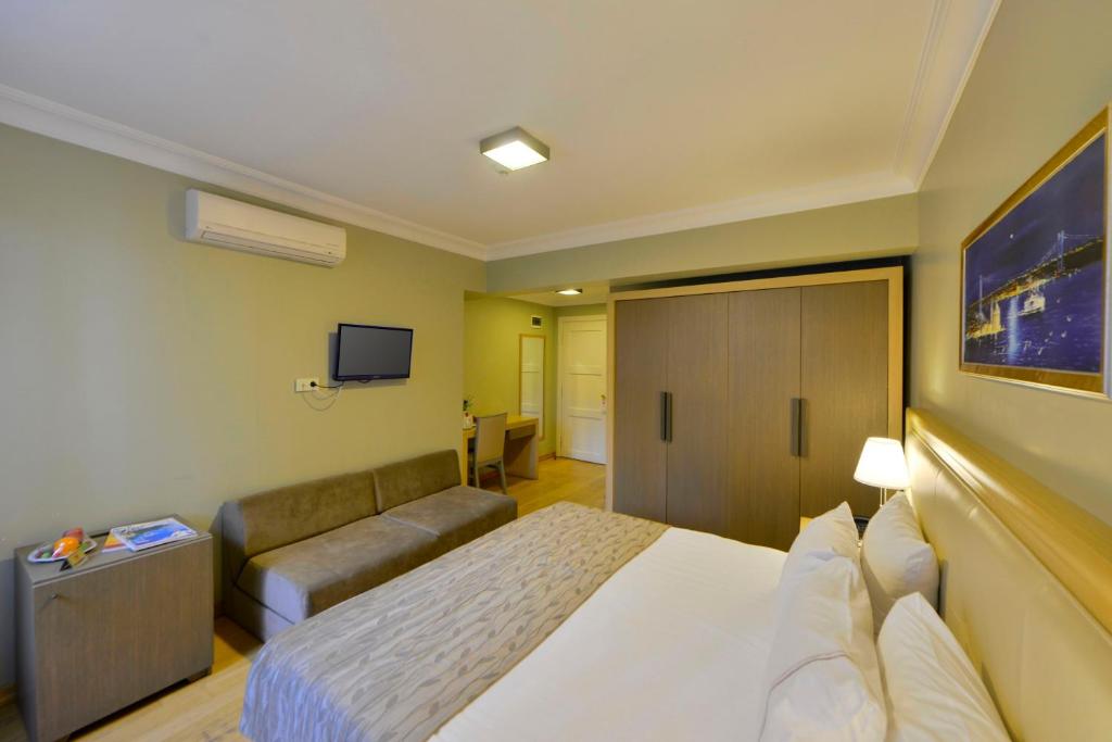 Agora Life Hotel - Special Class - Connecting Family Room