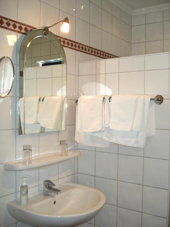 Koupelna v ubytování Hotel Almtalerhof