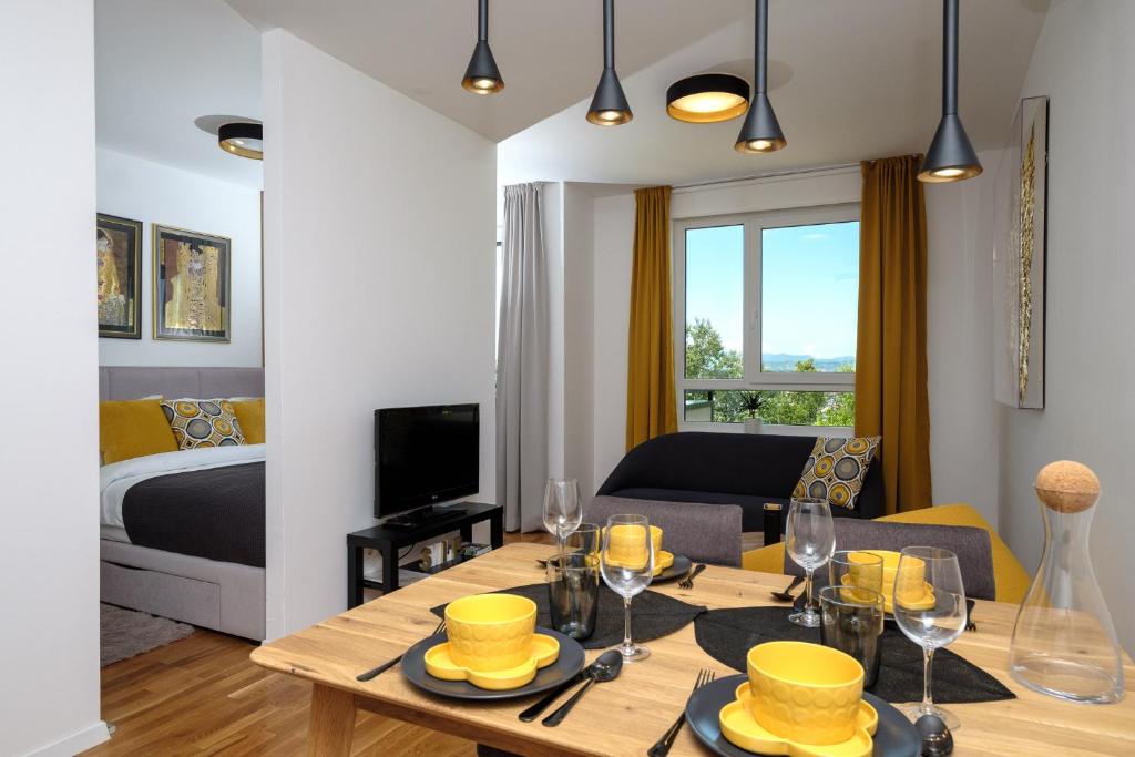 Studio Apartman KRILA WINGS- parking in garage - 一居室公寓