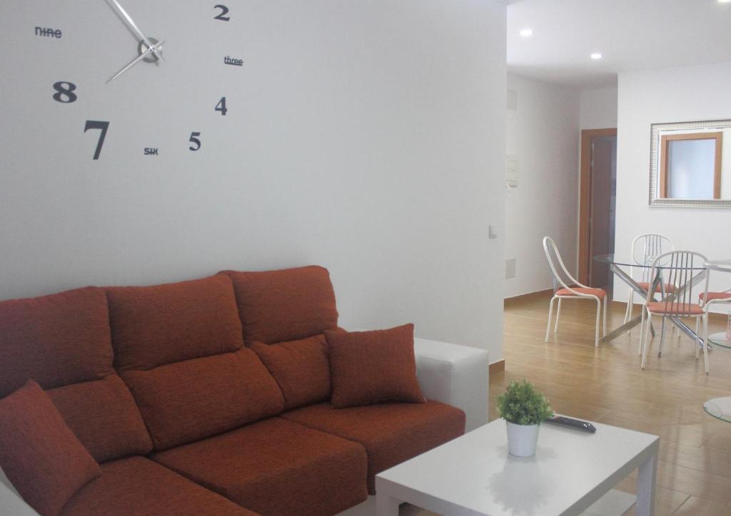 Be happy Arco - Three-Bedroom Apartment