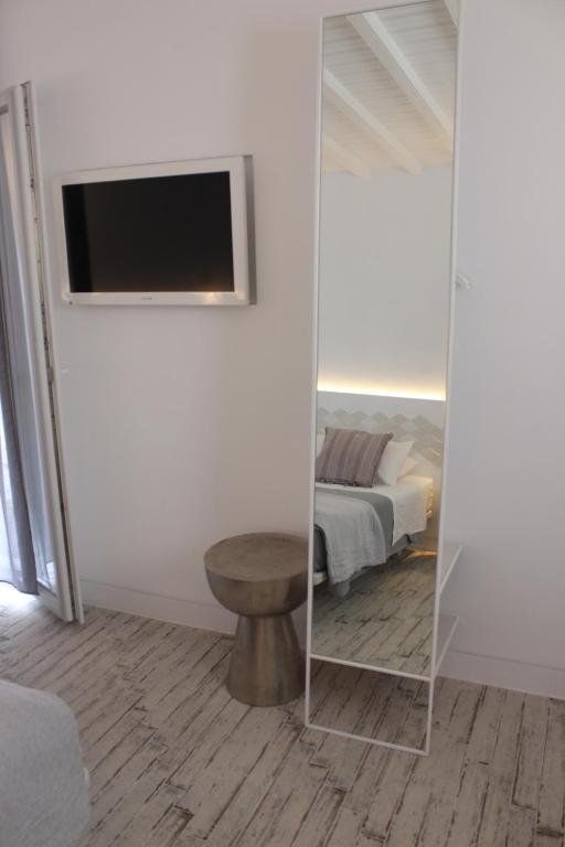 Christina Studios - 17