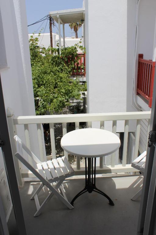 Christina Studios - 12