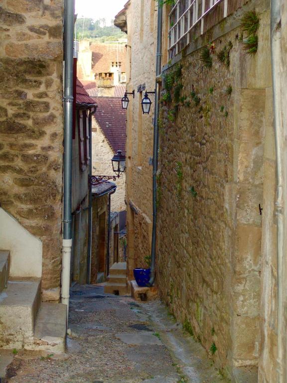 FRANRÉAL, 4 Appartements - 17