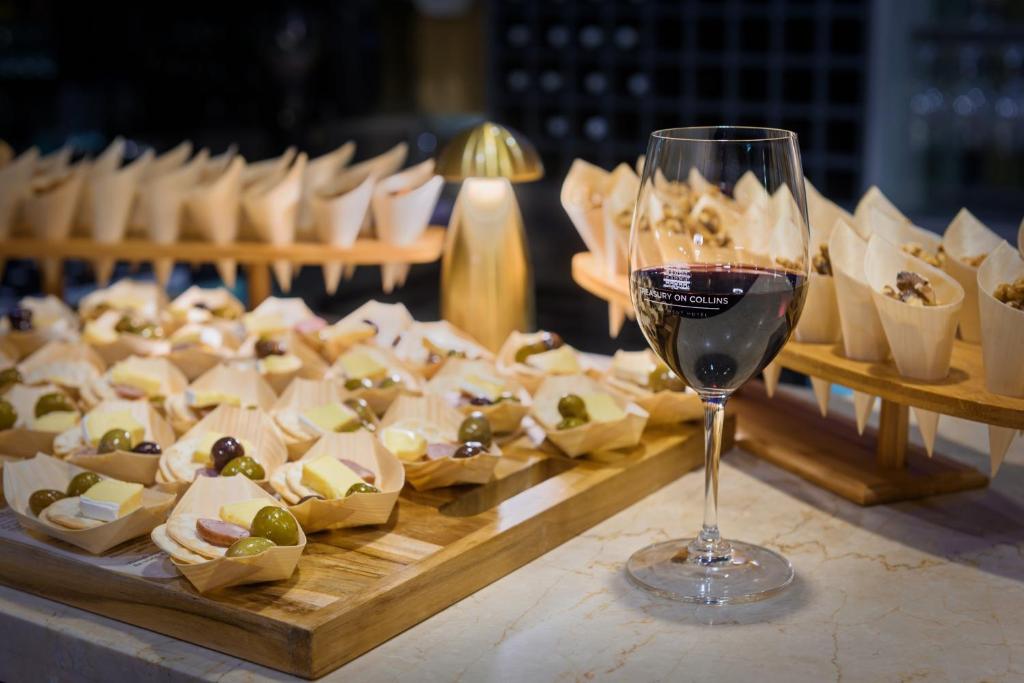 Treasury on Collins Melbourne - Resim 21