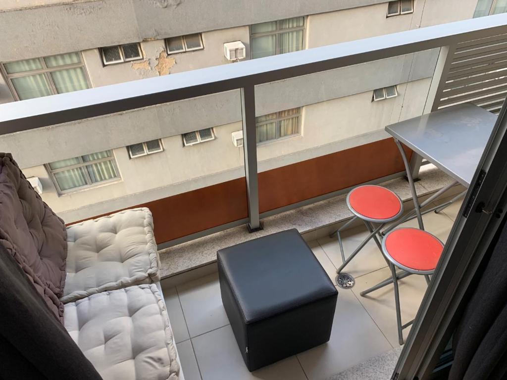  Apartamento c/infinity pool prox shopping Frei Caneca 704
