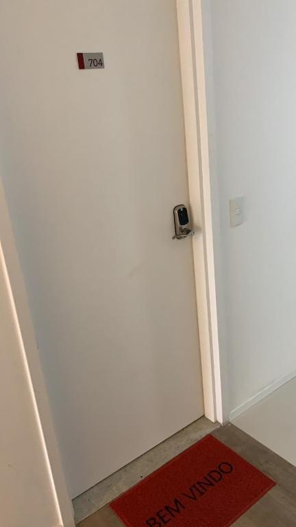  Apartamento c/infinity pool prox shopping Frei Caneca 704