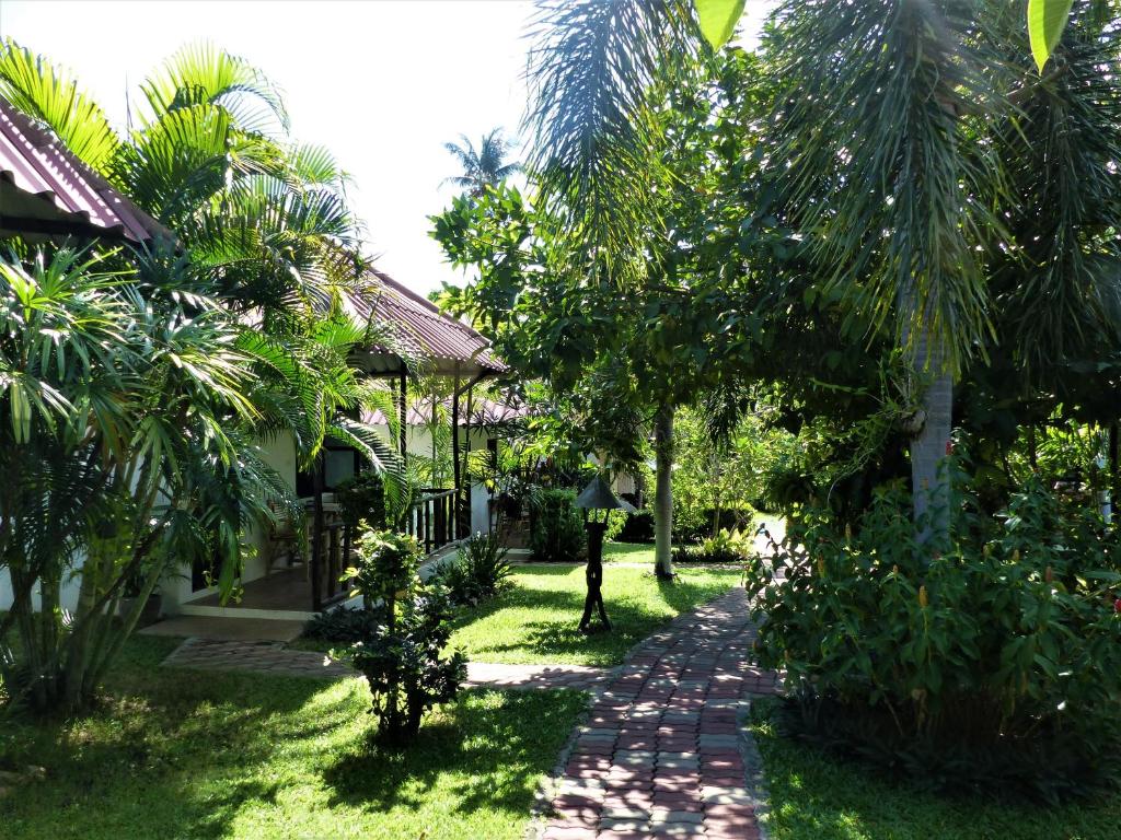Zahrada ubytování Bee Nat Garden Resort