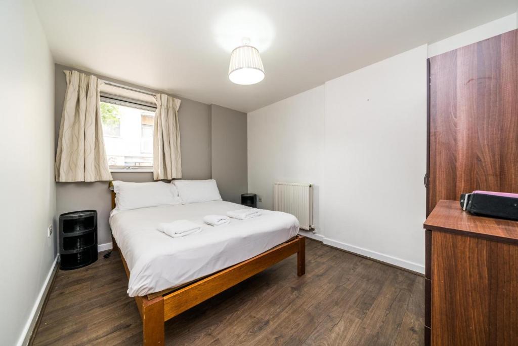 2 Bed Apartment, SHOREDITCH - SK