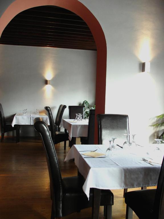Restaurace v ubytování Hotel Saloon