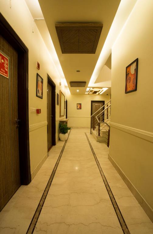 Fotografie z fotogalerie ubytování Hotel Picasso Paschim Vihar Delhi - Couple Friendly Local IDs Accepted v Novém Dillí