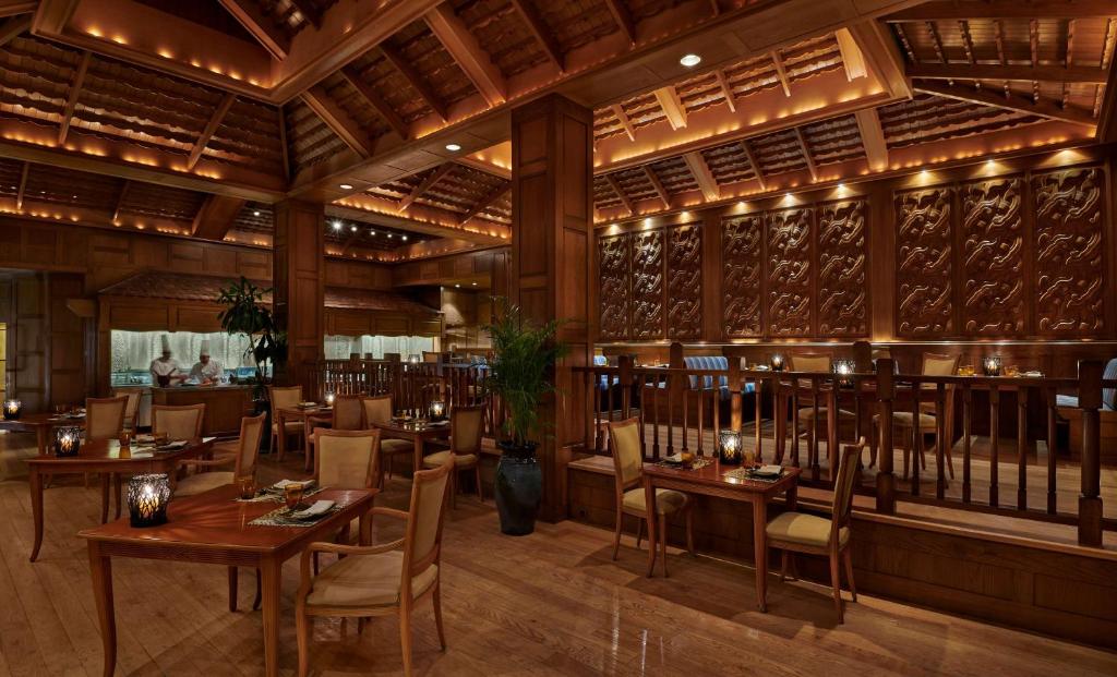 Restaurace v ubytování Park Regency Sharm El Sheikh Resort
