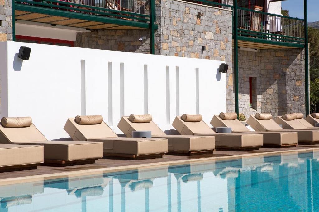Bazén v ubytování Kalypso Hotel nebo v jeho okolí